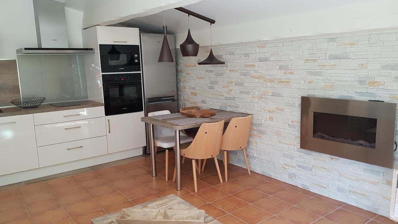Au Bord De L'Alzon Apartment Uzès Exterior foto